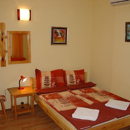 Guest House Alex Chernomorets Esterno foto