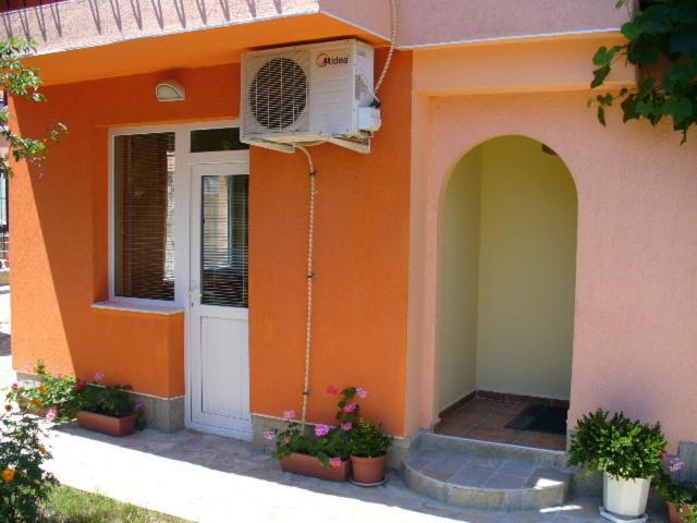 Guest House Alex Chernomorets Esterno foto