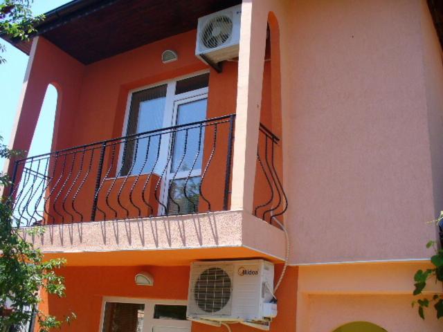 Guest House Alex Chernomorets Esterno foto